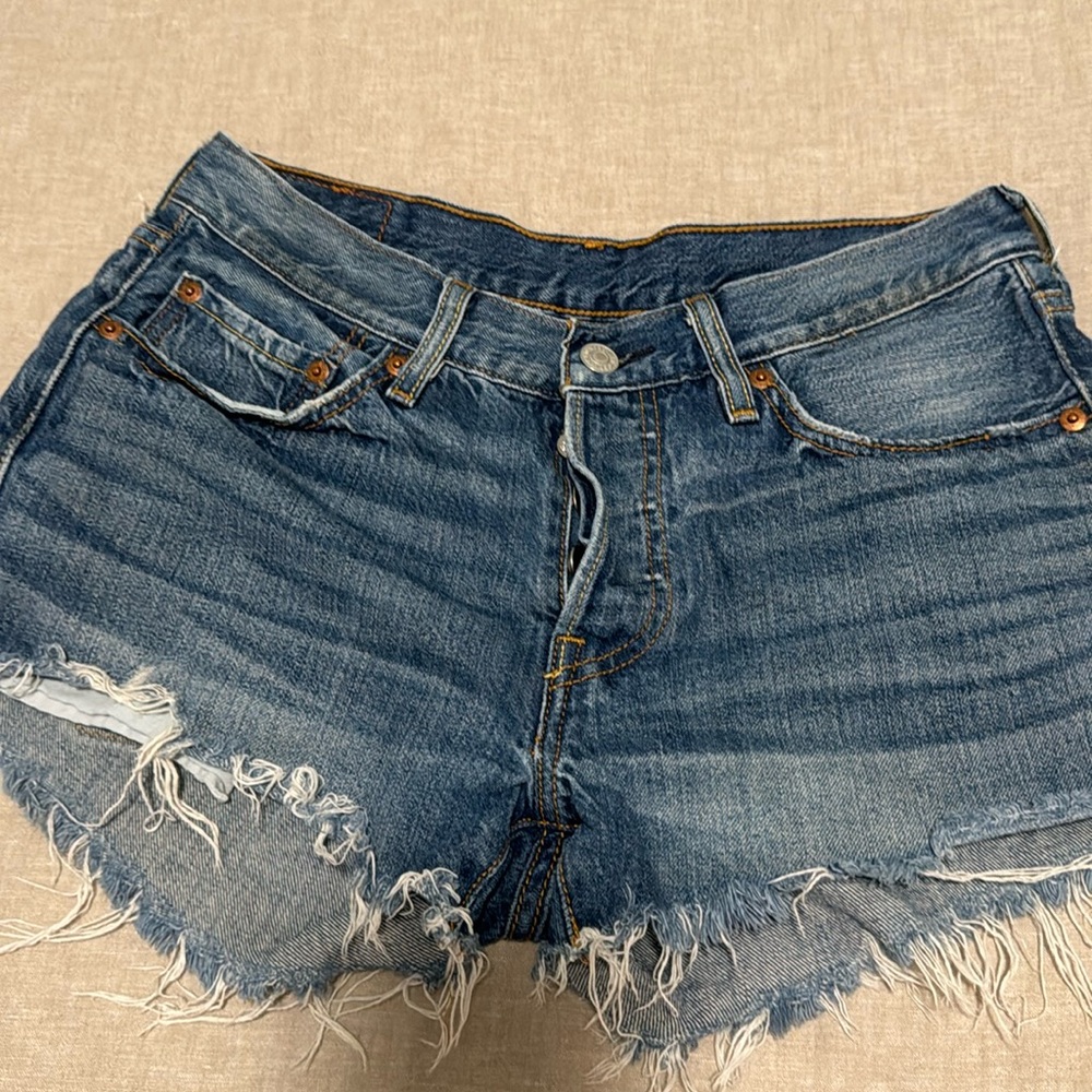 Levi cutoff shorts